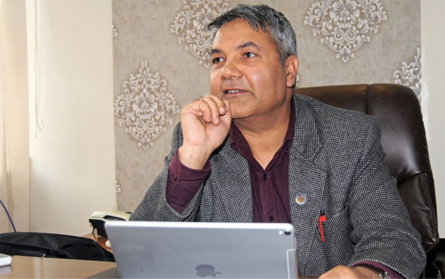 गोकुल बाँस्कोटालाई कोरोना संक्रमण